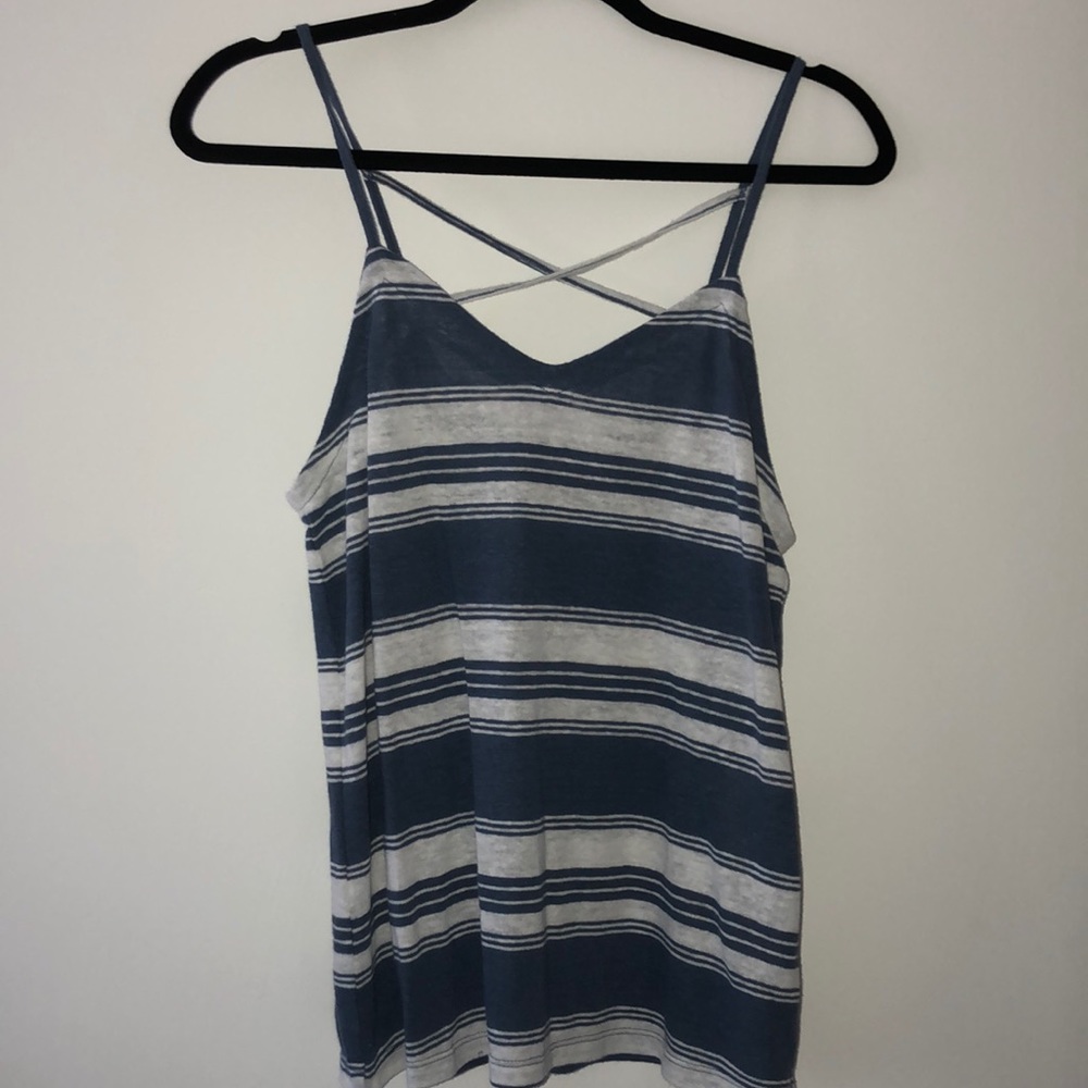 Cross back tanktop